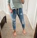 Women's Clothing High Waist Ripped Elastic Waist Jeans_mkmklike.com