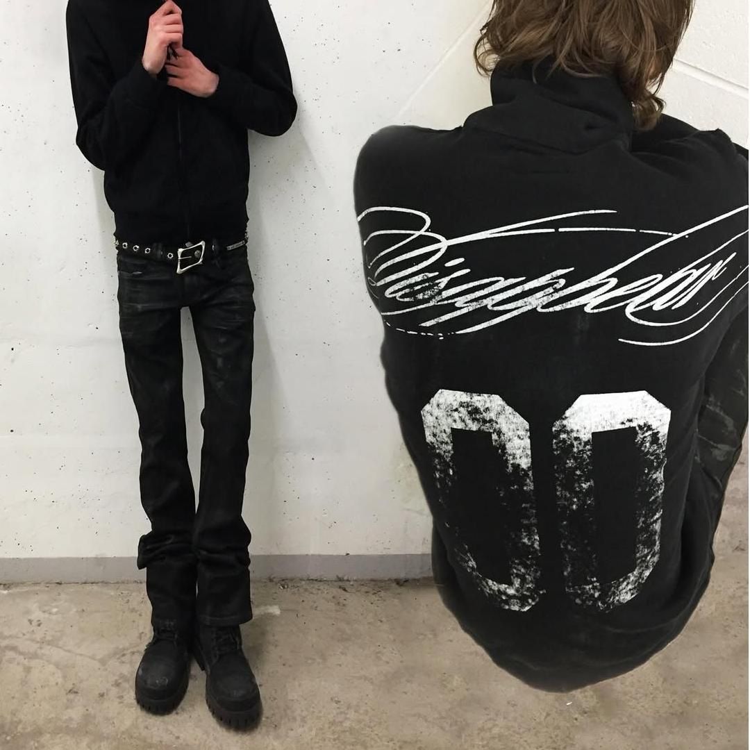 "Men's Distressed Skinny Jeans – Button Fly & Patchwork Details | Slim Fit Stretch Denim | Vintage Ripped Style"_mkmklike.com