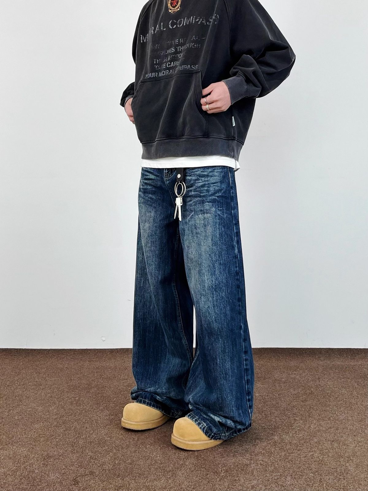 Men's American Vintage Washed Denim Jeans, Streetwear Relaxed Fit Distressed Baggy Drag Pants_mkmklike.com