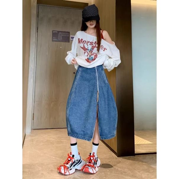 Vintagewashed Blue Denim Midi Skirt High-waisted Figure-flattering Loose Bubble Lantern Balloon Silhouette, Casual Street-style Mid-length Denim Skirt_mkmklike.com