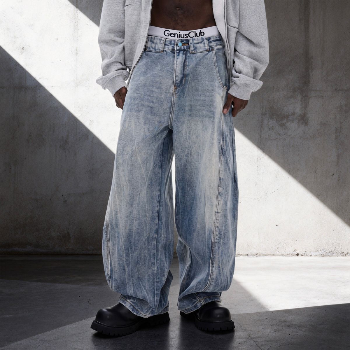 Men's Classic Blue Washed Straight Leg Jeans – Streetwear Essential | Relaxed Fit & Timeless Style_mkmklike.com