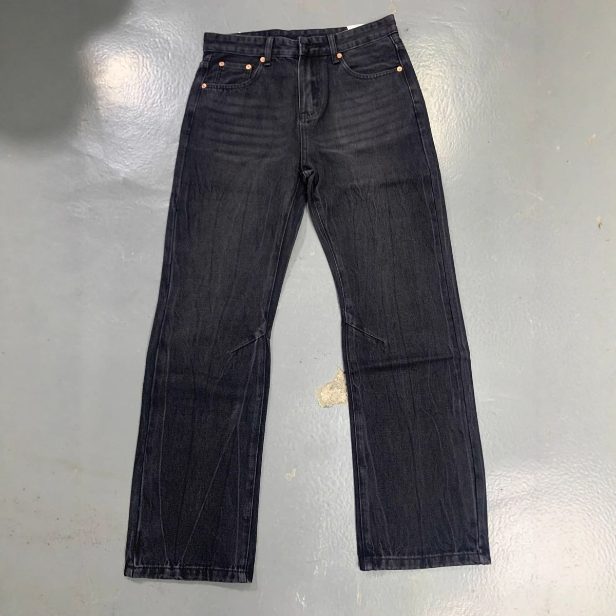 Men's American Streetwear Vintage Washed Black Relaxed-Fit Jeans – Distressed Straight-Leg Denim Pants For Fall & Winter_mkmklike.com