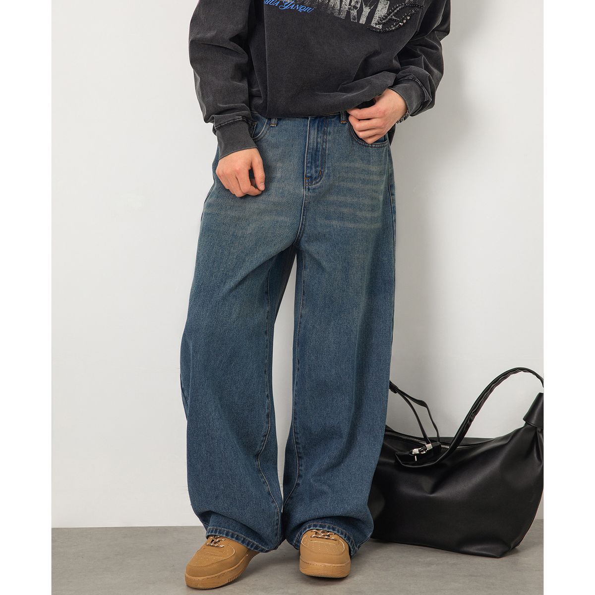 Men's Washed Gradient Blue Straight Leg Jeans, Spring Style, Distressed Texture, Retro Casual Trousers._mkmklike.com