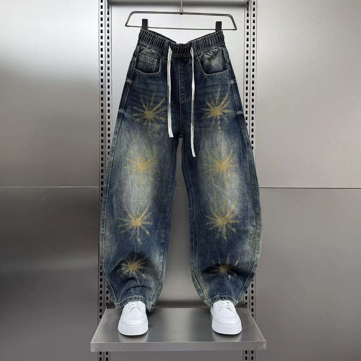 Ruffian Handsome Feng Shui Washing Old Jeans Men 2026 Autumn And Winter Loose Wide-leg Trousers Personalized Printing Scimitar Pants_mkmklike.com