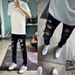 Black Splatter Paint & Red Rhinestone Patch Jeans – Distressed Slim Fit Denim Pants For Streetwear_mkmklike.com