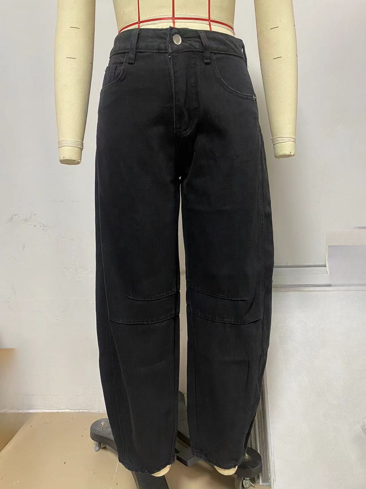 K Casual Loose Mid Waist Tube Shaped Women's Jeans. No Belt Or Other Accessories_mkmklike.com