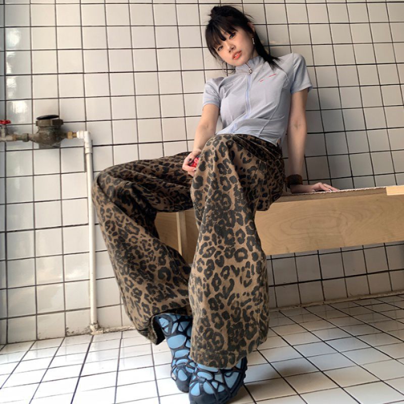 Streetwear Loose Fit High Waist Flared Jeans With Coffee Brown Leopard Print - Japanese Style Wide Leg Denim Pants For Women_mkmklike.com
