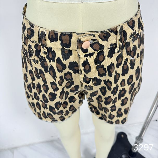 New Retro Leopard Print Ripped Raw Edge High Waist Denim Shorts For Women_mkmklike.com