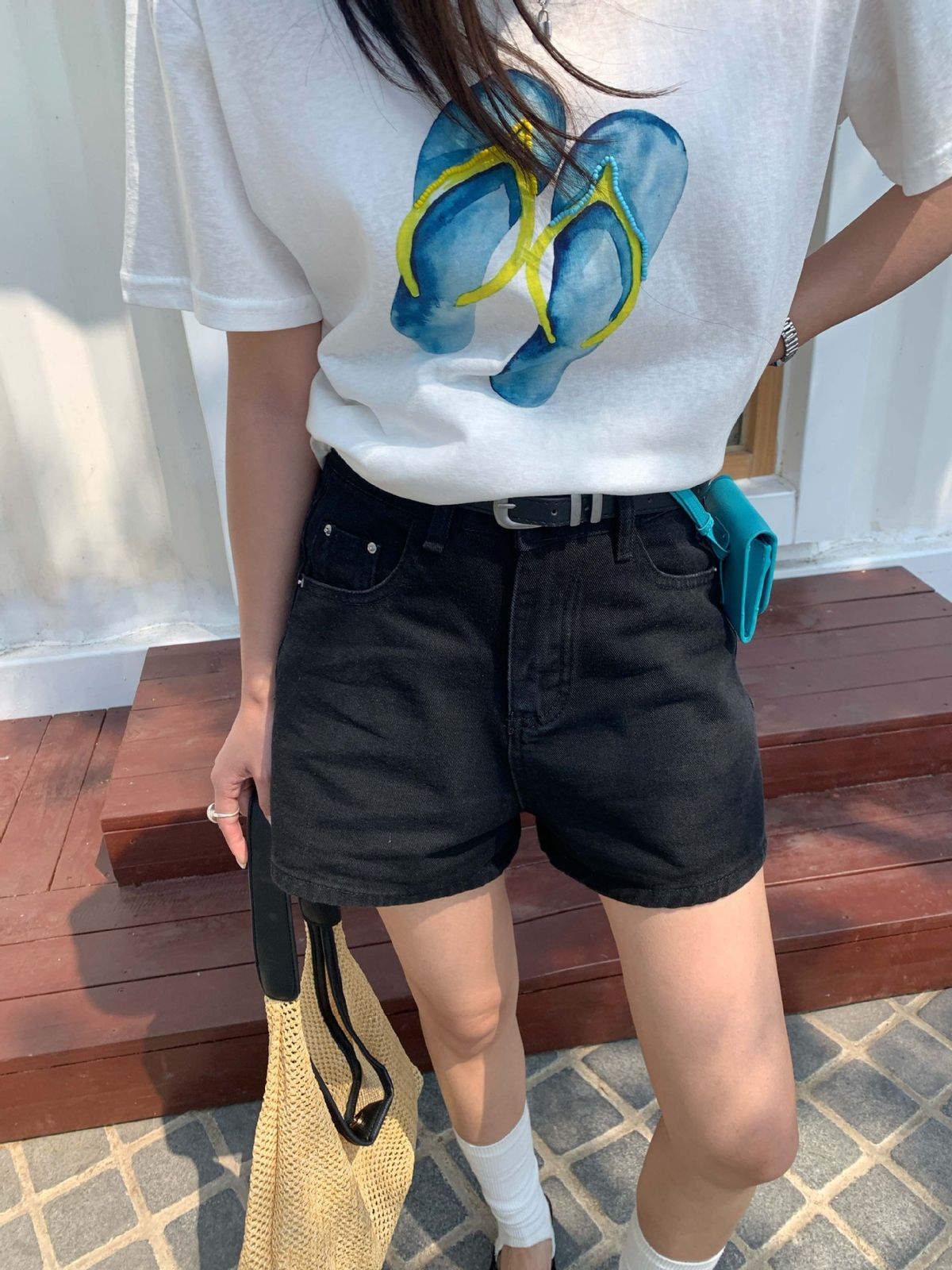 Women's Clothing Style Women's Denim Shorts Casual Summer A-Line Slim Fit Hot Pants Wide Leg Rolled Hem Hot Girl_mkmklike.com