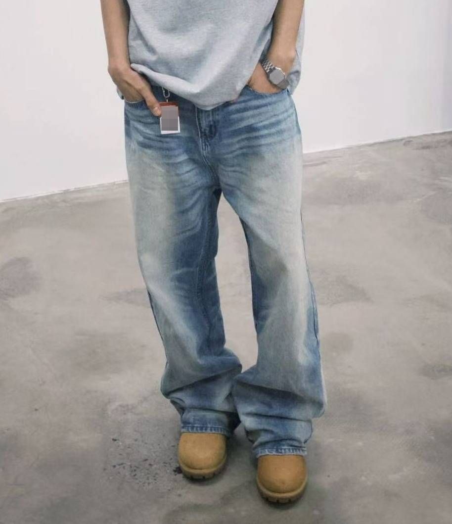 Heavyweight Vintage Washed Jeans For Men – Distressed Blue Denim, Relaxed Straight Fit, Cleanfit Styling_mkmklike.com