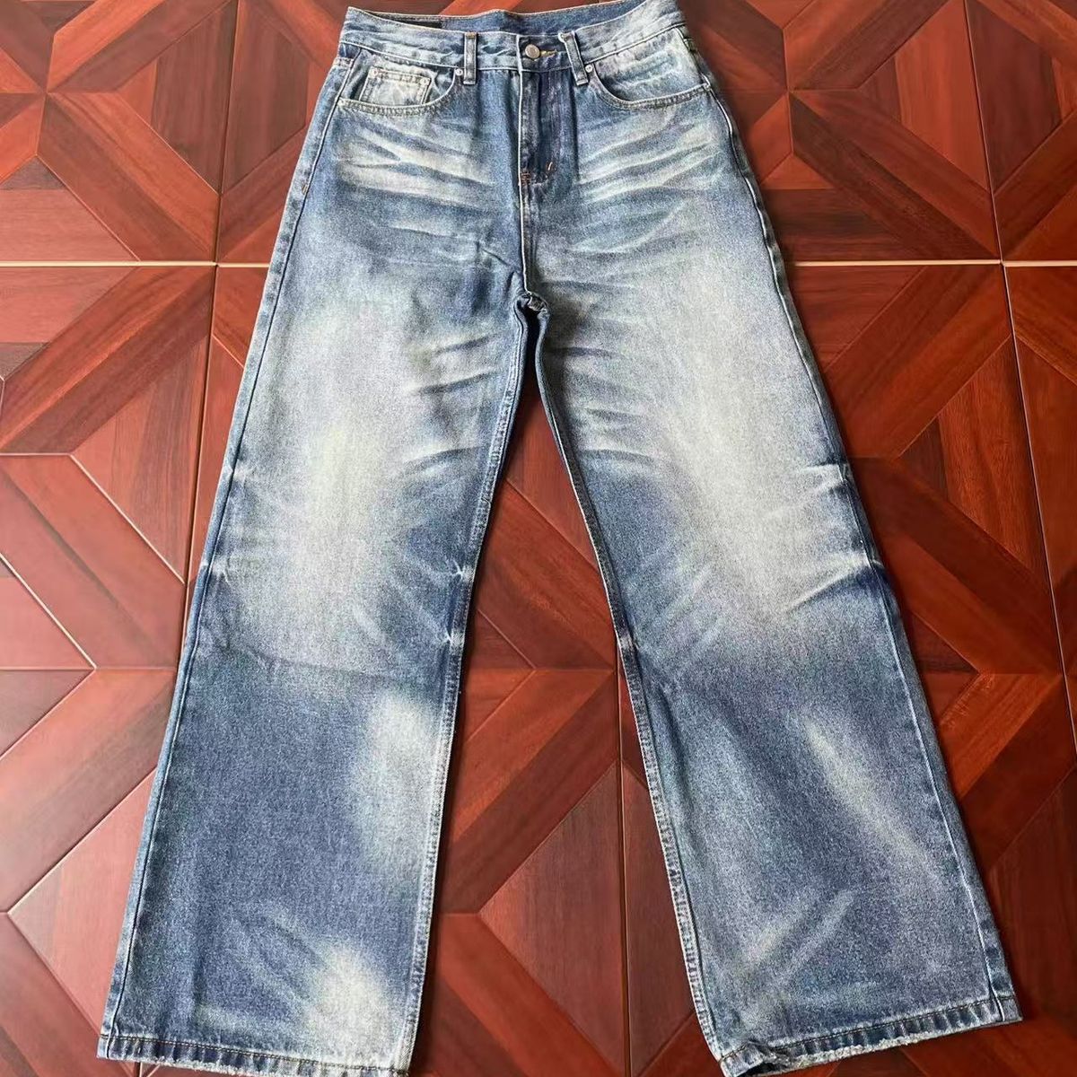 Vintage Washed Blue High-Waisted A-Line Loose Fit Denim Jeans For Women - Cleanfit Style, Straight Leg, Classic Comfort_mkmklike.com