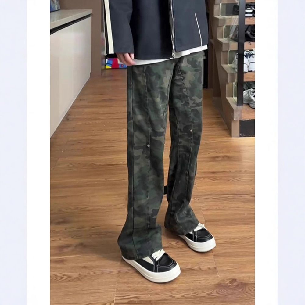 Military Camo Cargo Pants For Men – High-Waisted Workwear Jeans With Slim Fit & Flared Hem (Stretch, Distressed Wash, Utility Pockets)_mkmklike.com