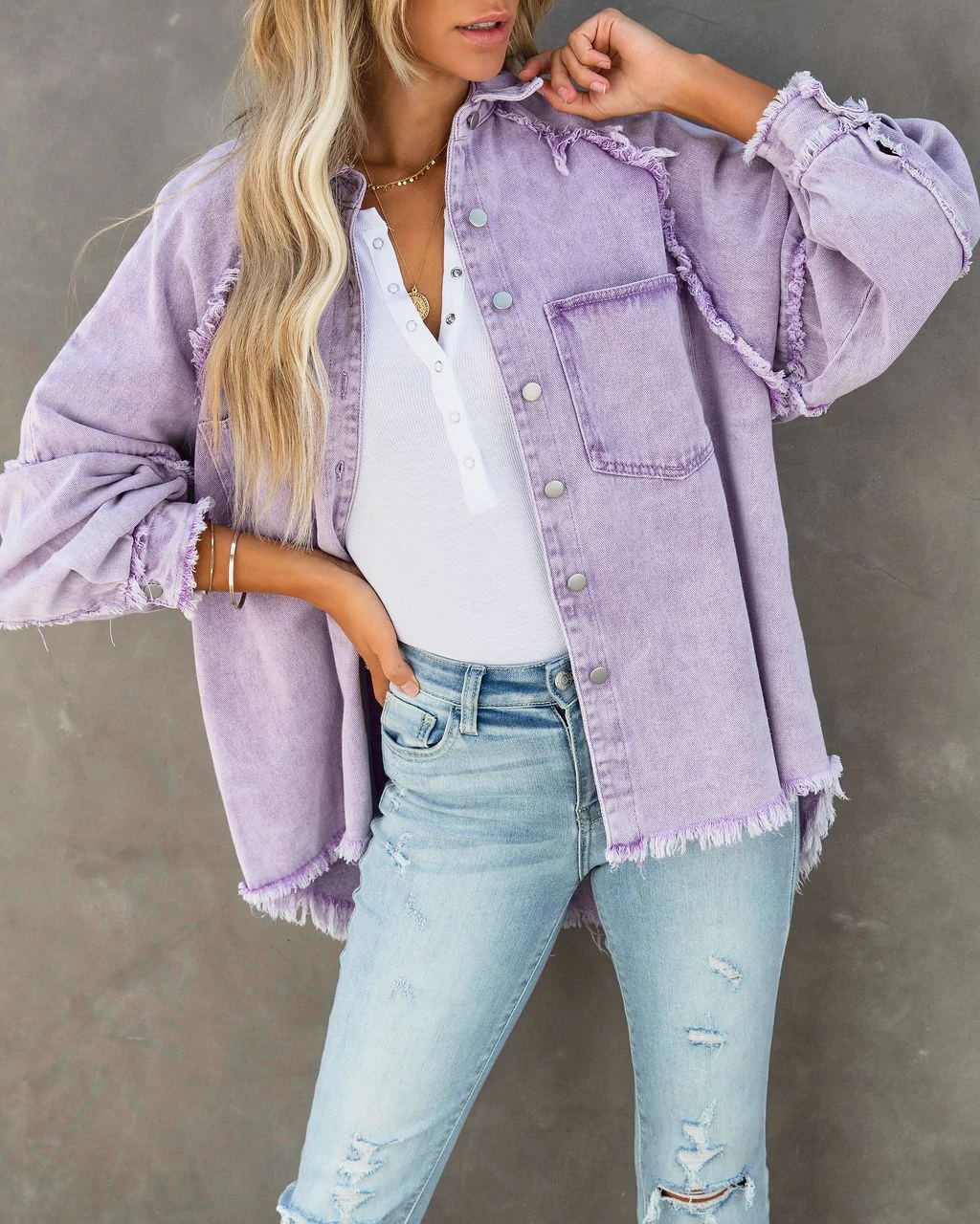 Distressed Denim Jacket For Women – Vintage Ripped Details & Bohemian Tassels (Sizes S-XL, Pink/Orange/Light Purple/Big Red)_mkmklike.com