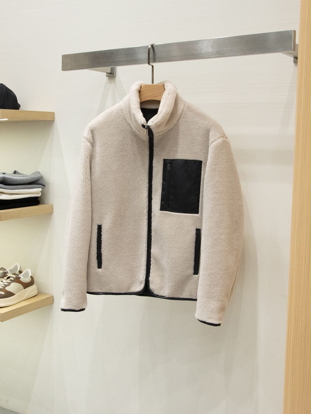BV Version Lazy And Casual! Sheepskin Patchwork Thickened Men's Casual Stand Collar Wool Jacket_mkmklike.com