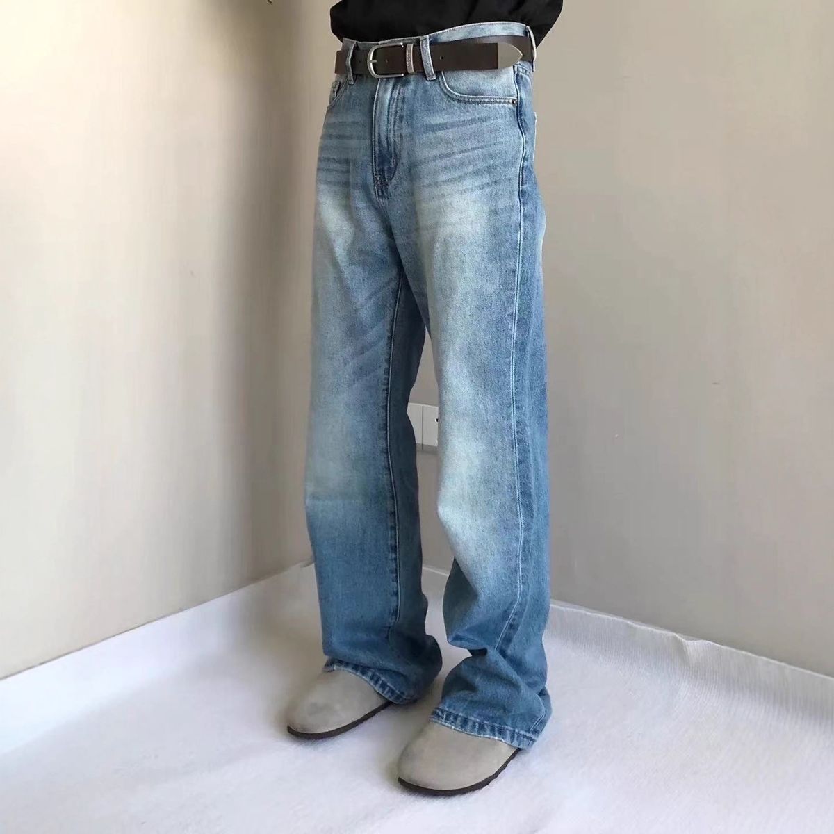 Men's Clothing Vintage Washed Blue Jeans For Men - 90s Relaxed Fit With Slight Flare & Distressed Details (Clean Fit Aesthetic)_mkmklike.com