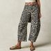 Women's Relaxed Straight Leg Jeans – Mid-Rise Comfort Denim With Vintage Wash & Animal Print Options (S-XXL)_mkmklike.com