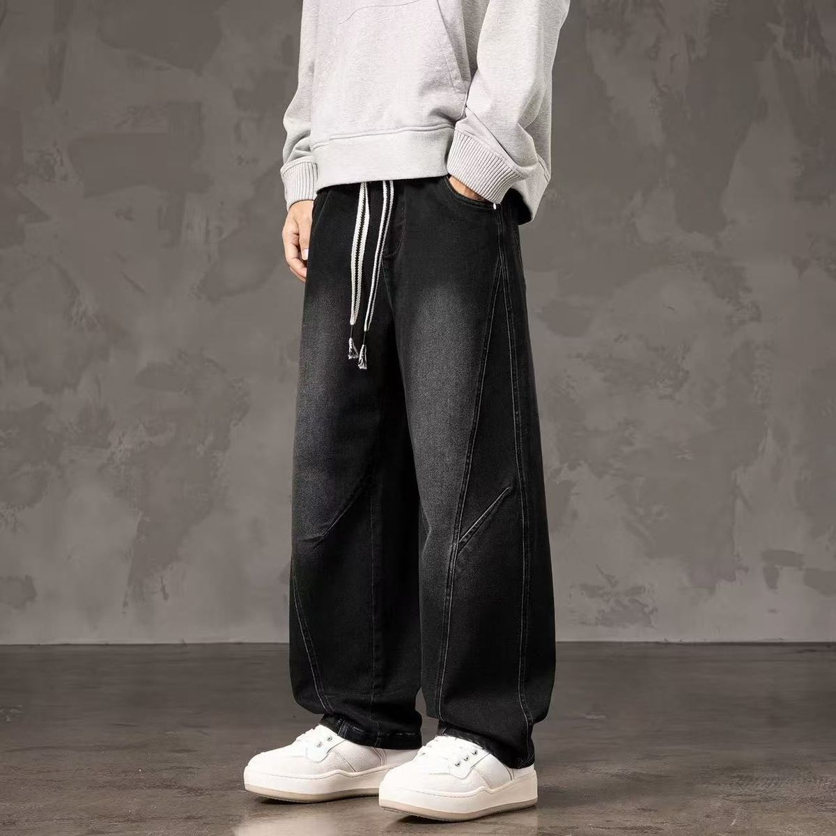Men's Curved Blade Jeans Trendy Loose Straight Leg Pants Casual Wide Leg Trousers Style 2026 New Men's Clothing_mkmklike.com