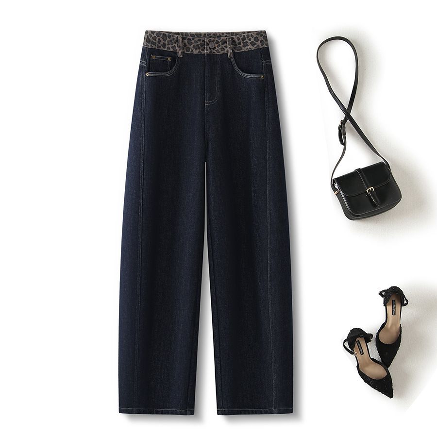 Fleece-Lined Leopard Print Snow Pants – High-Waisted, Curved Hem Jeans (Cotton Blend, Mid-Stretch, Winter-Ready, Urban Chic, Statement Workwear)_mkmklike.com