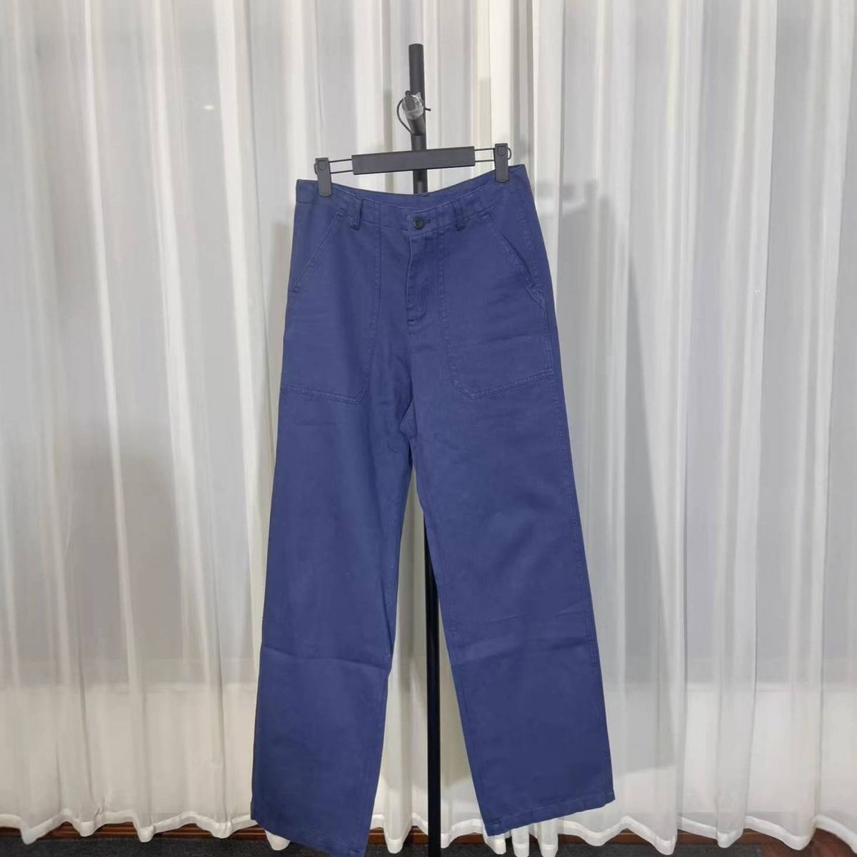 Women's Straight Leg Wide-Fit Denim Pants – Classic French Workwear Jeans In Mid-Blue Wash_mkmklike.com