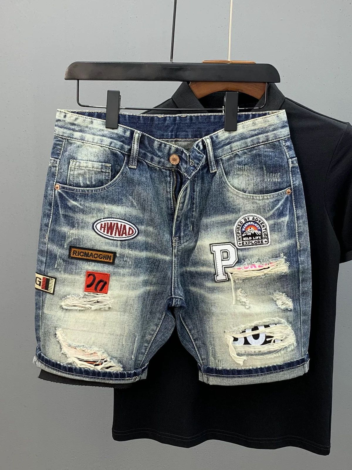 Men's Personalized Embroidery Denim Shorts Casual Straight Small Hole Trendy Non-Elastic Summer_mkmklike.com