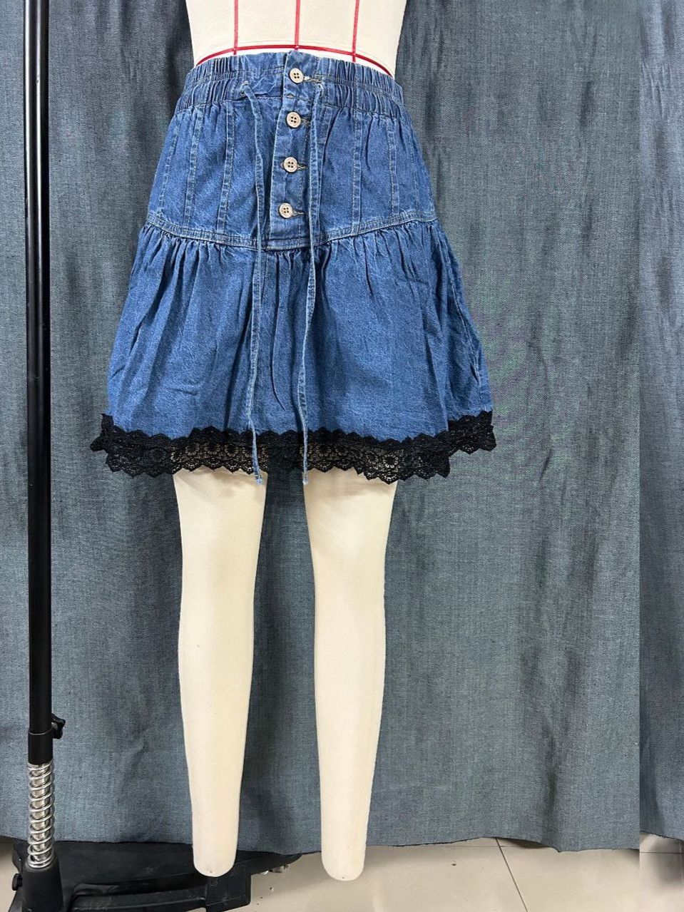 K Blue Elastic Waisted Denim Skirt A-line Skirt Lace Skirt Edge Anti Peeping Pants_mkmklike.com