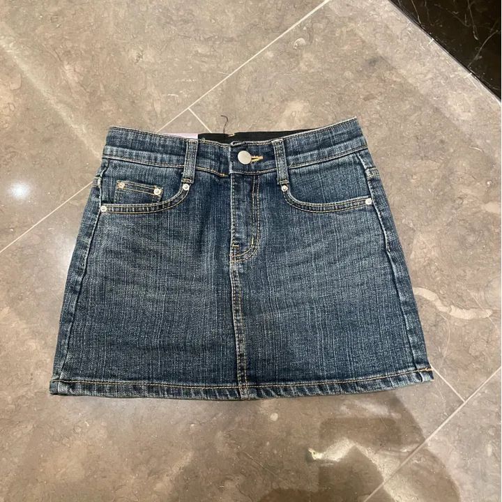K Comes With A Full Crotch Cushion, Half Body Short Skirt, Women's Fashionable Pattern, Slim Fit, Leg Length, High Waist Denim Short Skirt_mkmklike.com