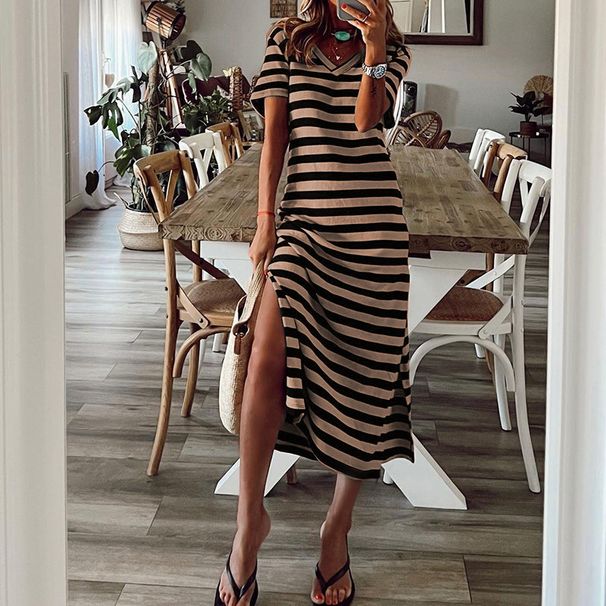 Women's Clothing Plus-size striped print dress with slits and hem_mkmklike.com