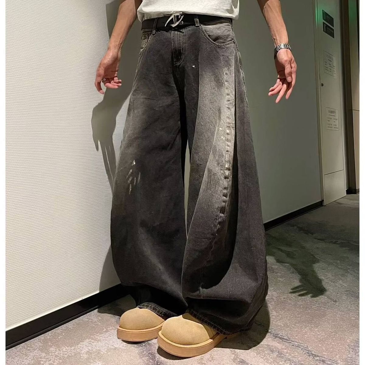 Vintage Washed Distressed Gray Splatter Paint Baggy Jeans For Men & Women – Streetwear High Waist Wide Leg Denim Pants_mkmklike.com