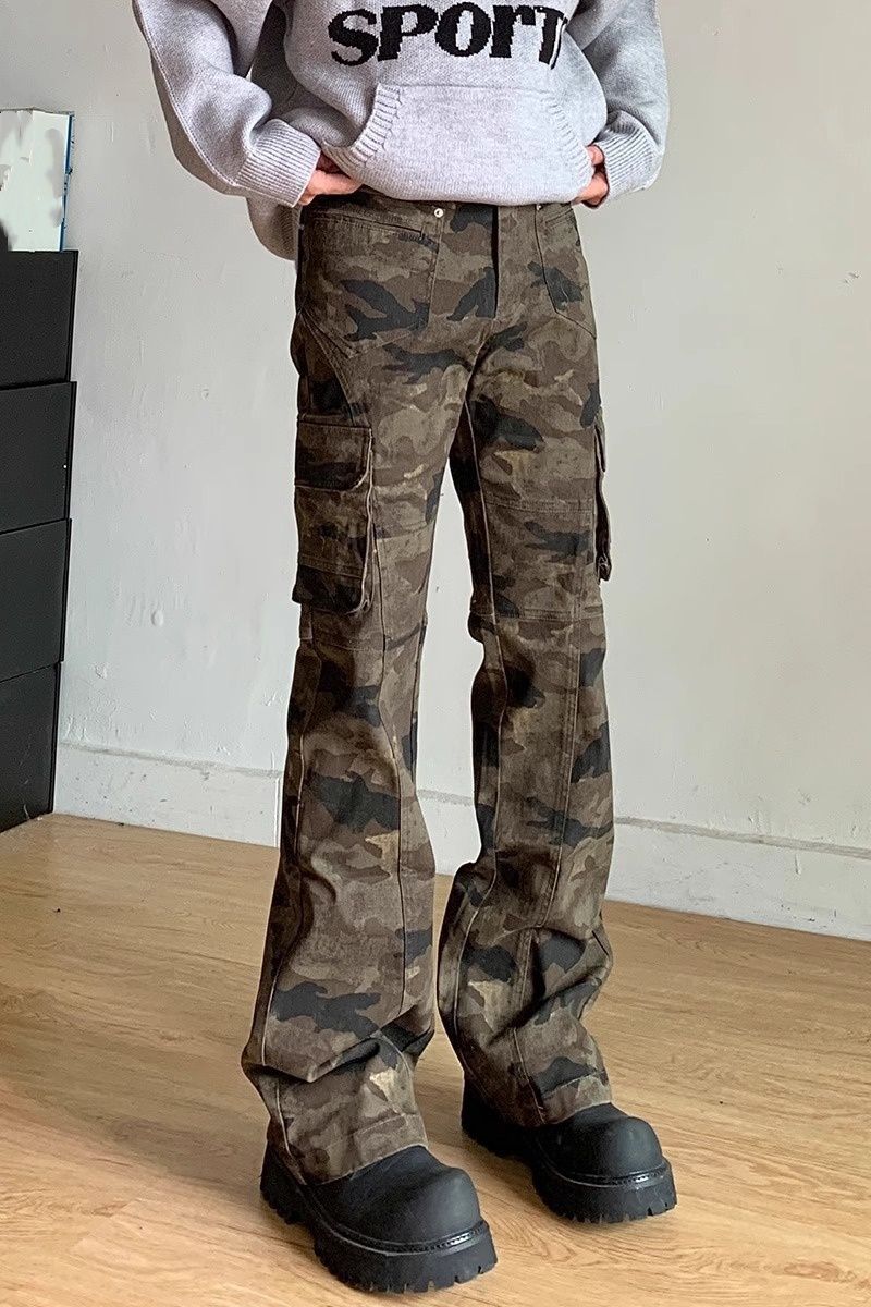 "Men's Hip-Hop Camo Cargo Jeans – Military-Inspired Slim Fit (Tapered Leg, Multi-Pocket Design, Retro Streetwear, Stretch Denim, All-Season Wear)"_mkmklike.com