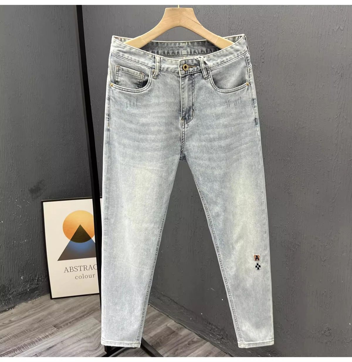 Men's Slim Fit Stretch Jeans – Light Blue Washed Denim Pants With Embroidery Detail, Comfortable Straight-Leg Trousers For Casual & Office Wear_mkmklike.com