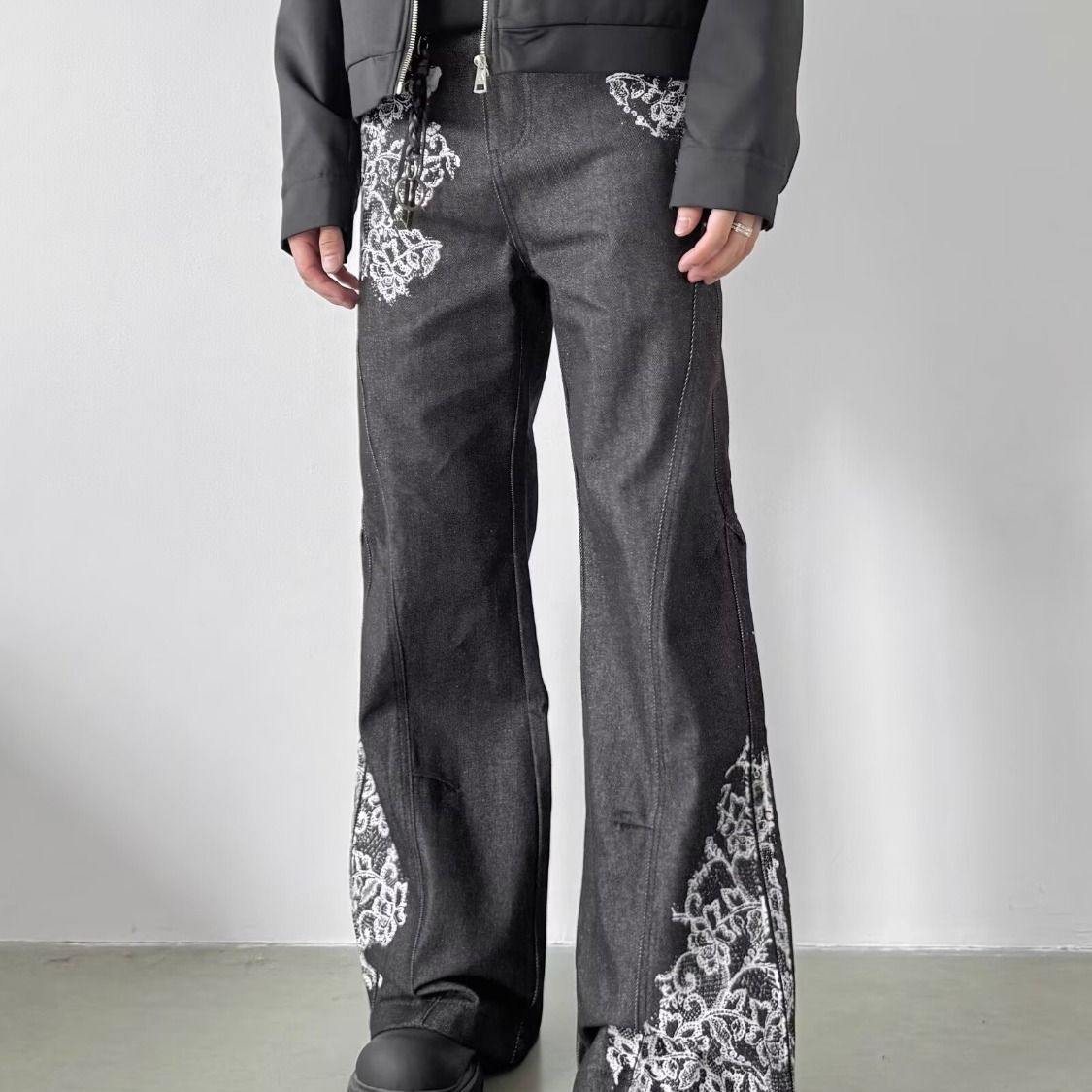 Vintage Basketball Sweatpants – Streetwear Hybrid Cargo Jeans (S-3XL) | 90s Warmup Vibes With Modern Drop-Crotch Engineering_mkmklike.com