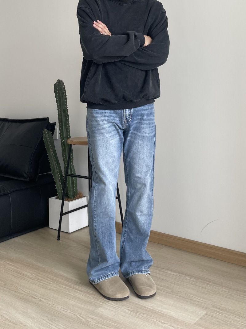 Men's Clothing Retro Light Blue Washed Distressed Vintage Style Flared Cleanfit Jeans For Men_mkmklike.com