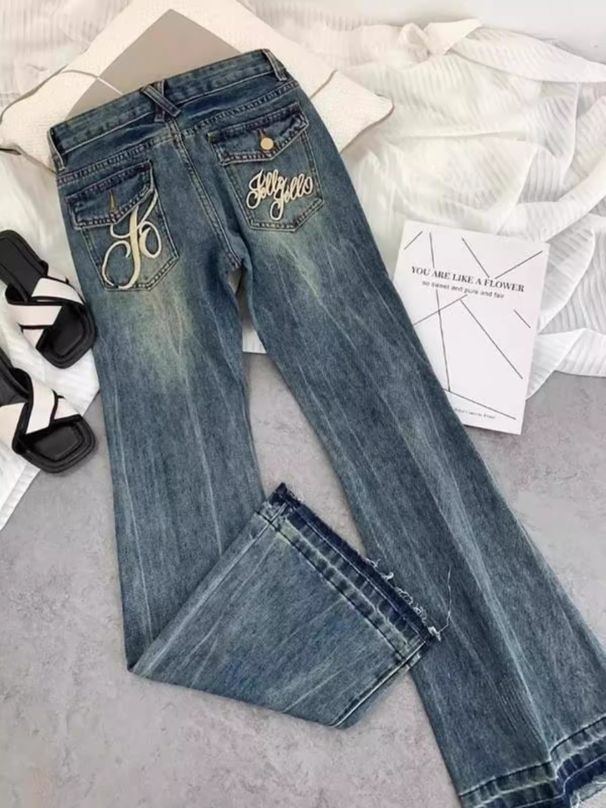 "American Retro Low-Rise Flared Jeans For Women – Vintage Distressed Denim, Embroidered High Street Style, Slim Fit & Floor-Length"_mkmklike.com