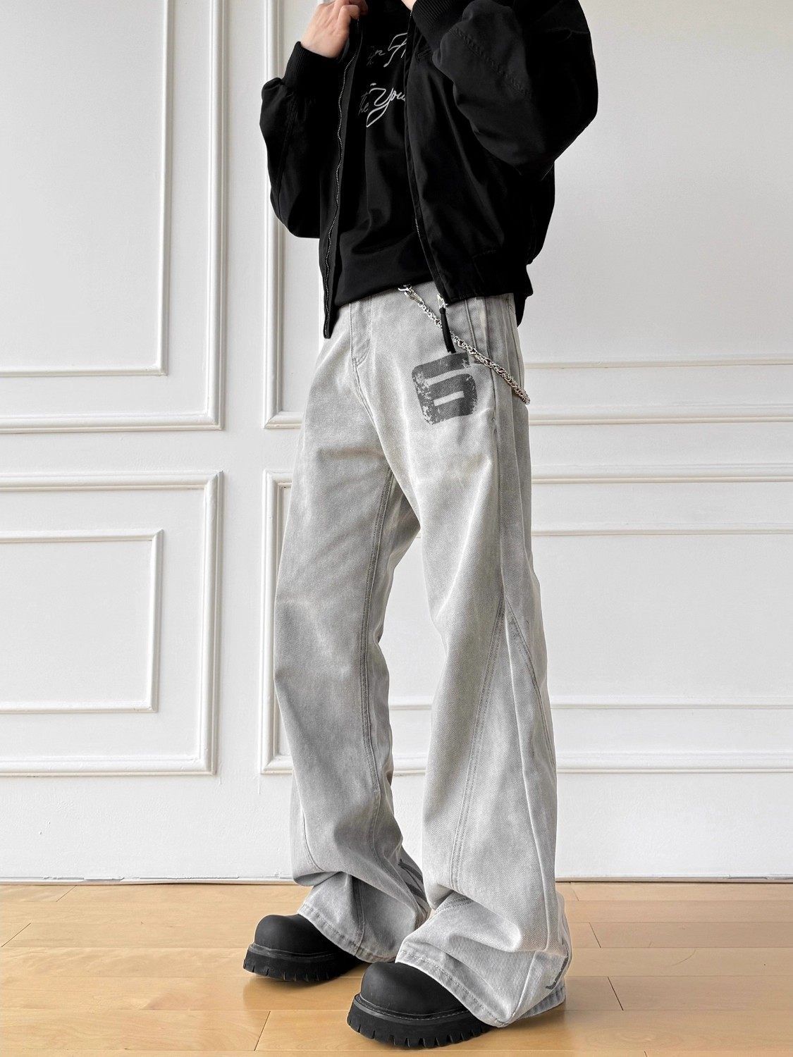 American Retro Washed Distressed Letter Print Flared Jeans For Men, Straight Leg, Loose Fit, Slimming, Clean Fit Trousers_mkmklike.com