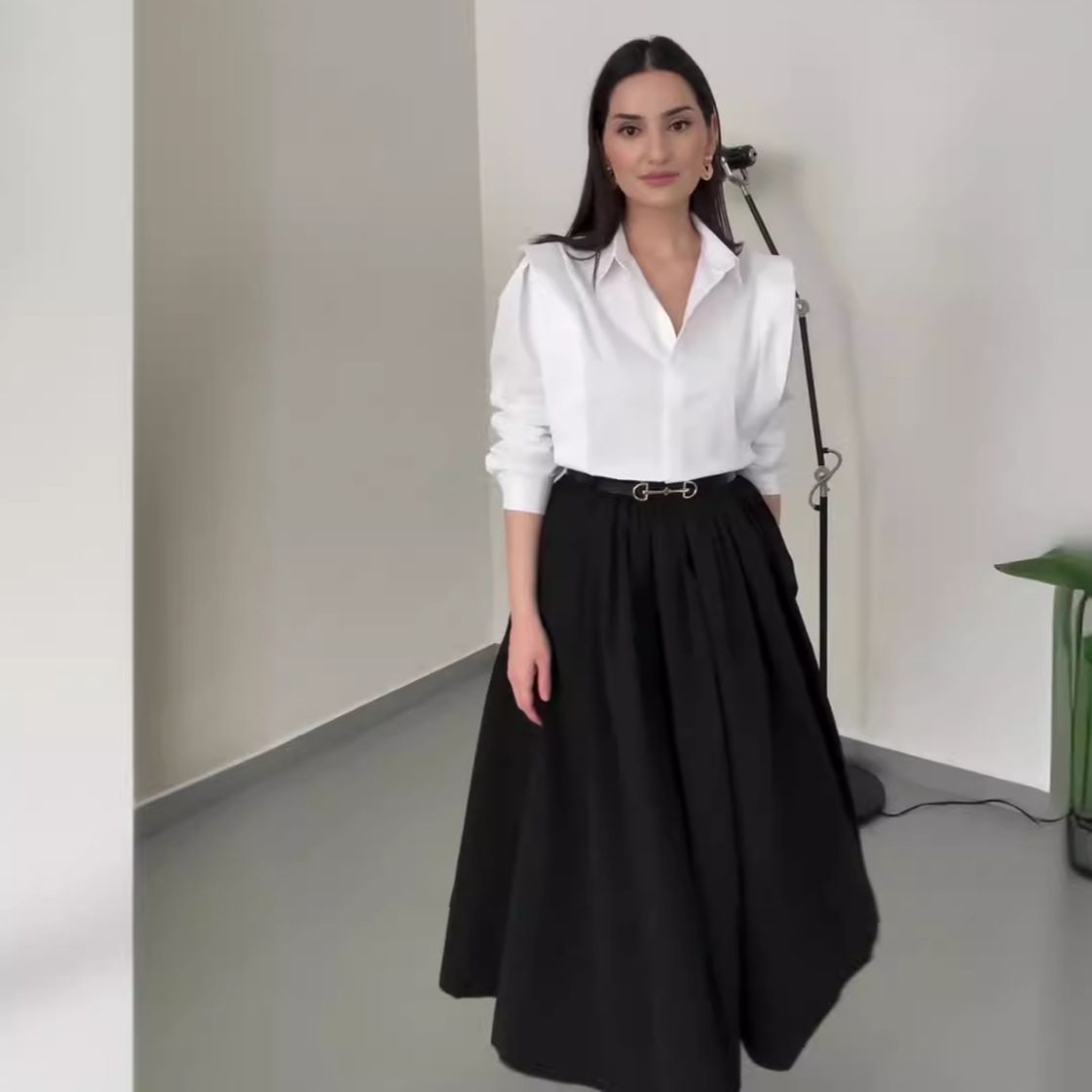Women's Clothing all match solid color shirt high waist large swing skirt two piece suit_mkmklike.com