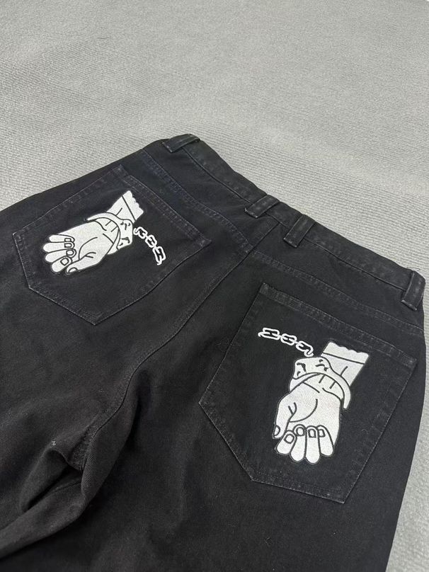 Men's Clothing Trendy Handcuffs Embroidered Cropped Jeans Loose Straight Casual Skateboard Pants_mkmklike.com