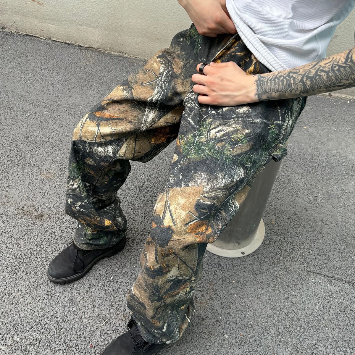 Men's Tree Branch Camo Cargo Jeans – Loose Fit Streetwear Pants With Utility Pockets (S-3XL)_mkmklike.com