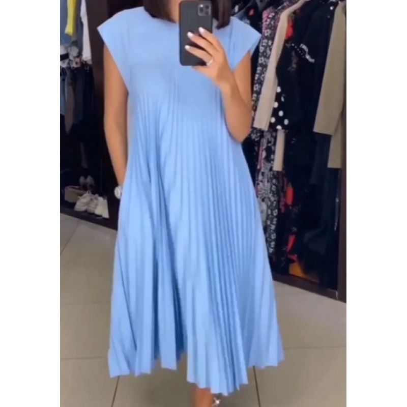 Women's clothing Fashion Round Neck Sleeveless Pleated Dress Women's Clothing_mkmklike.com