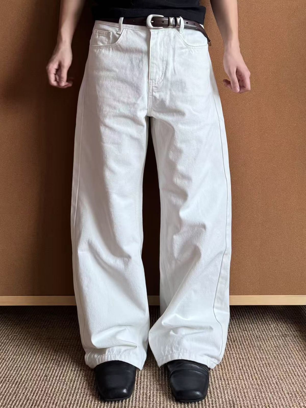 Vintage White Relaxed Straight-Leg Jeans – Unisex High-Waisted Washed Denim Pants (100% Cotton, No Stretch, S-XXL, Classic Retro Streetwear Style)_mkmklike.com