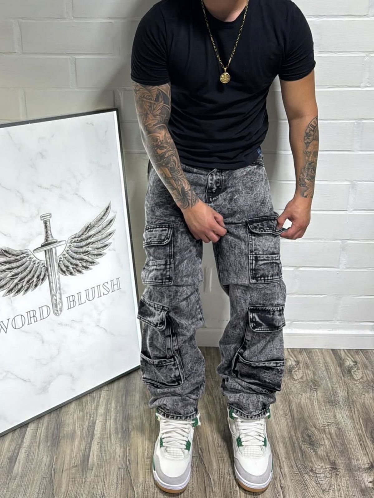 Unisex Heavy Wash Cargo Jeans Streetwear Vintage Distressed Denim Pants with Utility Pockets Stretch Comfort 6 Sizes_mkmklike.com