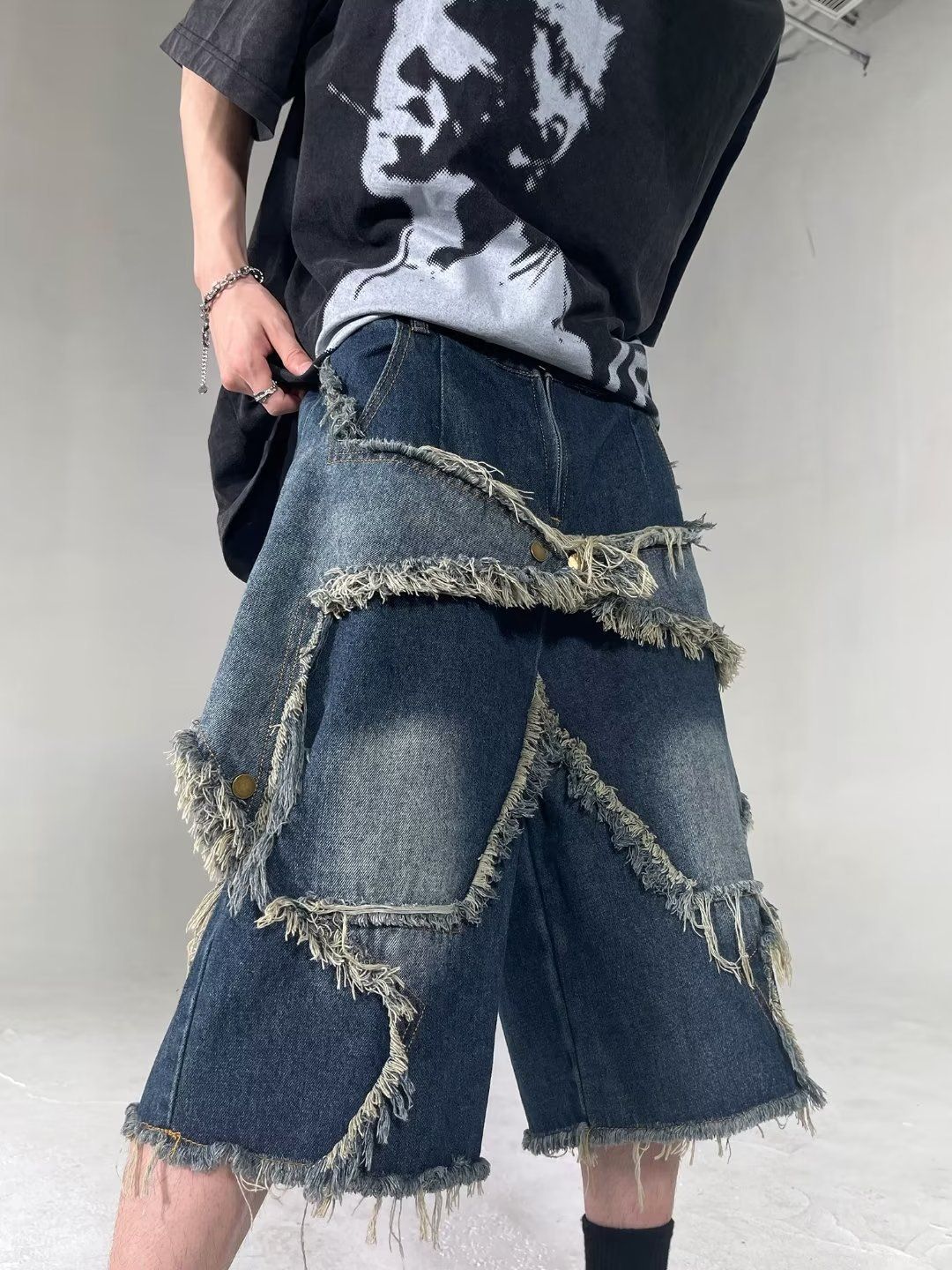 Men’S Vintage Washed Star Patchwork Denim Jeans – Relaxed Fit, Raw Hem, Distressed Detailing (S-Xxl, Blue/Navy, 76% Cotton)_mkmklike.com