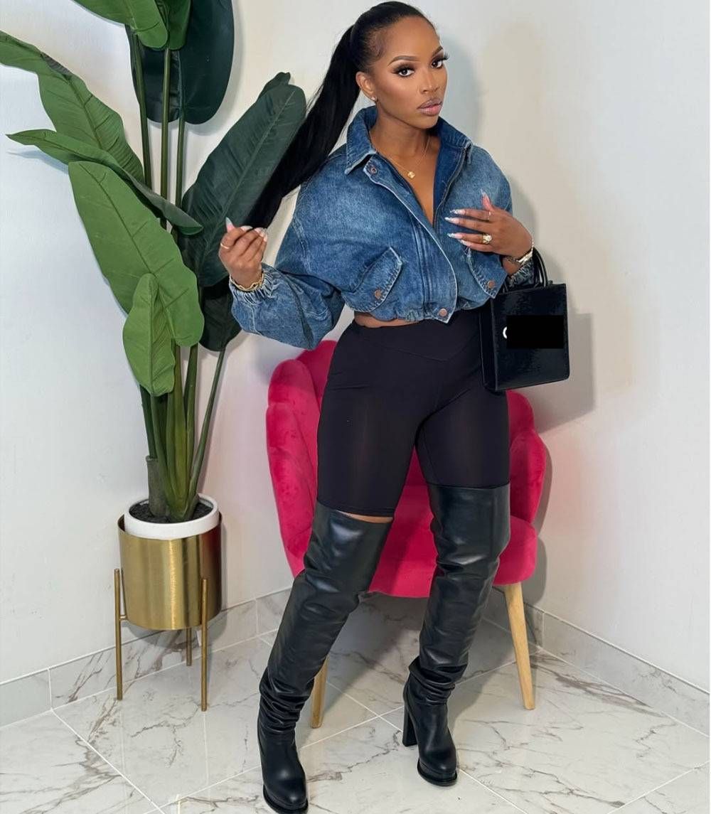 Women's Denim Jacket With Drawstring Hood, Washed Cotton, Lapel Collar, Long Sleeve, Short Zipper, Casual Streetwear, Blue/Grey/Black, S-2XL_mkmklike.com