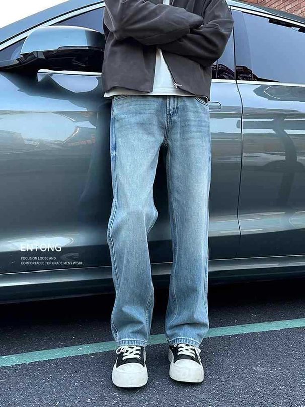 Vintage Light Blue Denim Jeans for Men Classic Straight Leg Casual Trousers Comfortable Fit_mkmklike.com