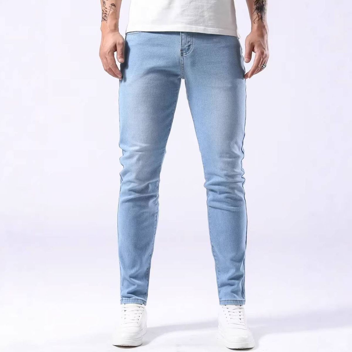Men's Slim Fit Stretch Denim Jeans Light Blue Skinny Midweight Polyester Jeans Simple Design Mid Waist_mkmklike.com