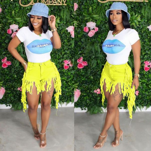 Women's Distressed Tassel Frayed Denim Shorts Casual Straight Leg Jeans Relaxed Everyday Wear Comfortable Feshion_mkmklike.com