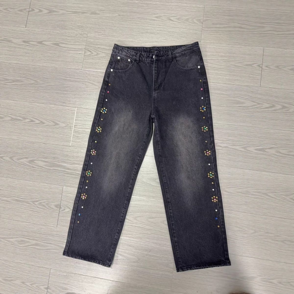 "Distressed Washed Denim Pants - Vintage Loose Fit High Street Casual Trousers For Men & Women, Streetwear Inspired Lightweight Summer Jeans"_mkmklike.com