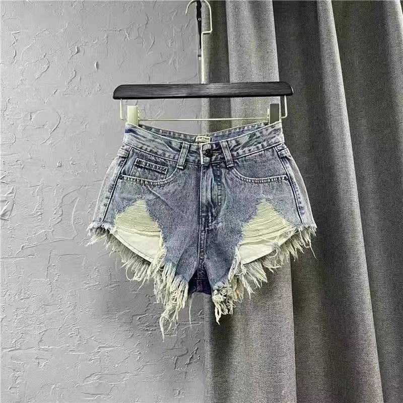 White Denim Sexy Low Waisted Ripped Hot Pants European Style Frayed Hem A Line Shorts Summer 2026 New Women's Clothing_mkmklike.com