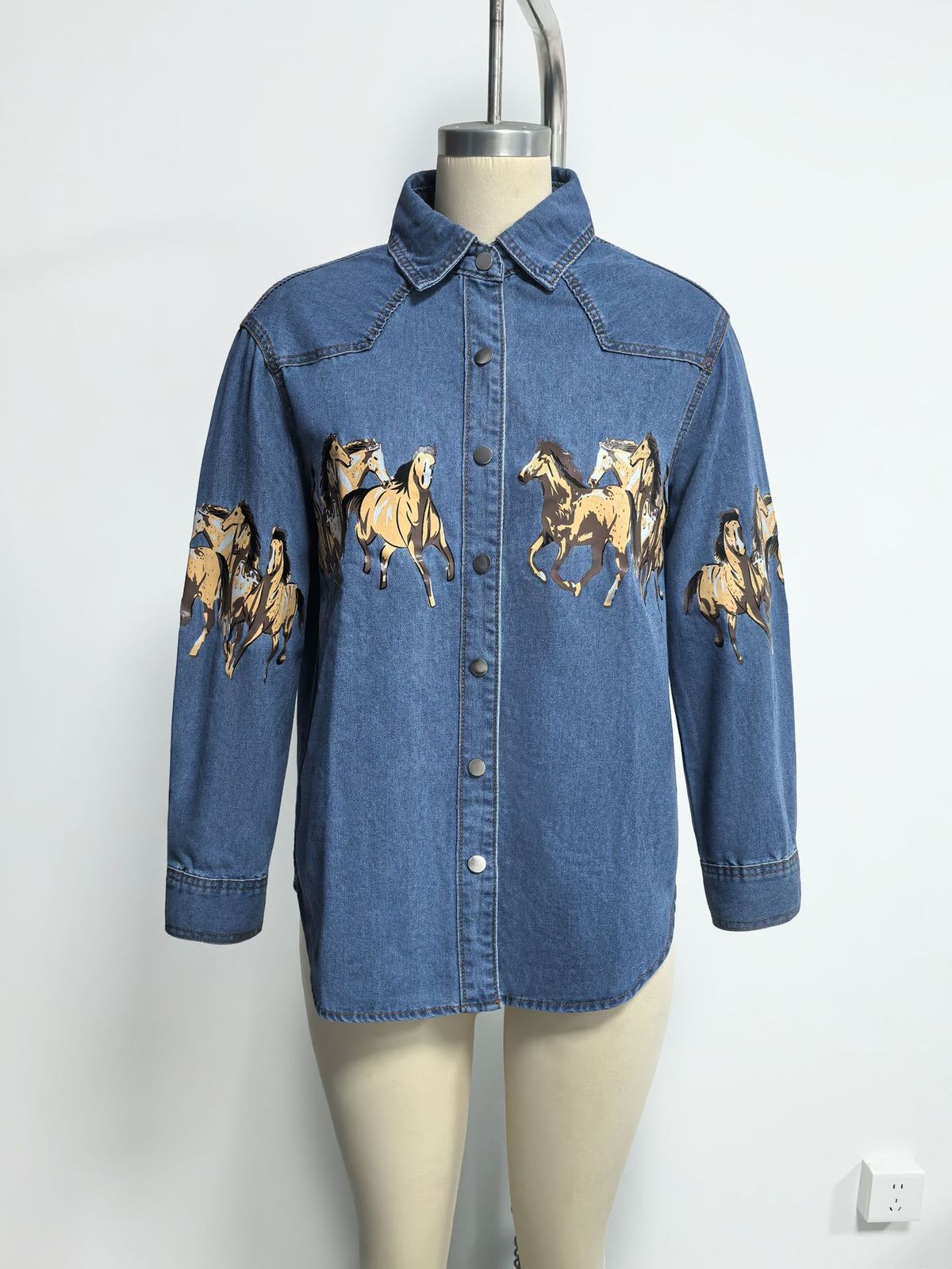 K Retro Denim Collar Shirt, Fashionable Wild Horse Print Denim Jacket_mkmklike.com