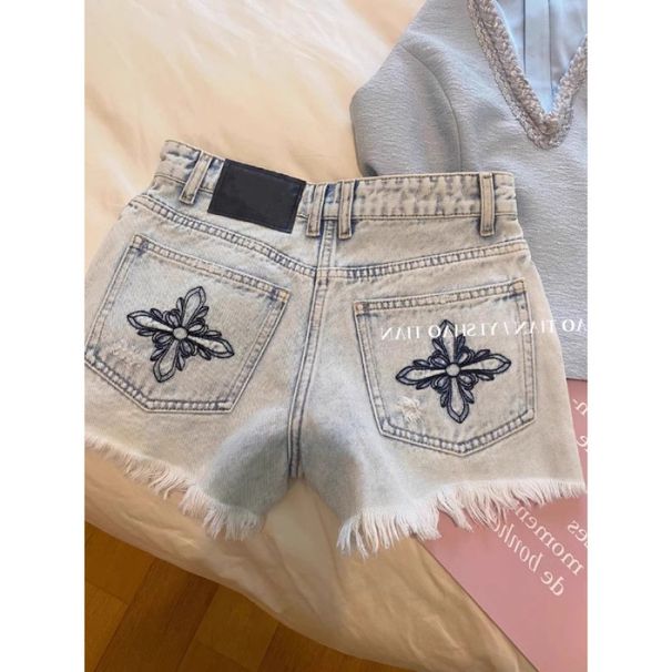 Women's Clothing Old Washed Embroidered Raw Edge Denim Shorts Summer New High Waist Straight Tube Sweet Hot Girl Word Hot Pants_mkmklike.com