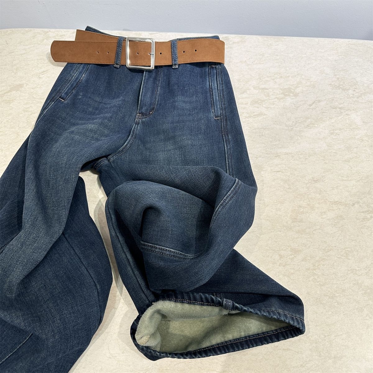 ELLE 2025 Winter New Three-Dimensional Tailored Fleece-Lined Wide-Leg Jeans For Women Fashionable Versatile High-Waisted_mkmklike.com